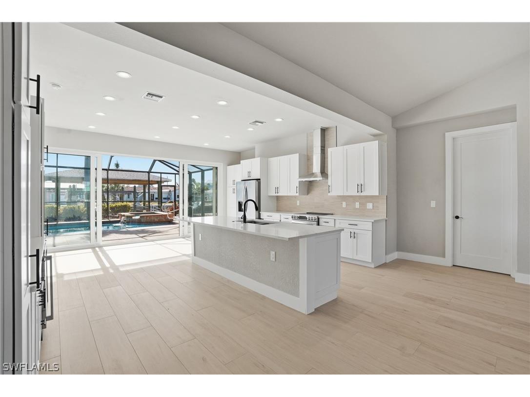 132 Egret Street Fort Myers Beach FL 33931 226005299 image5