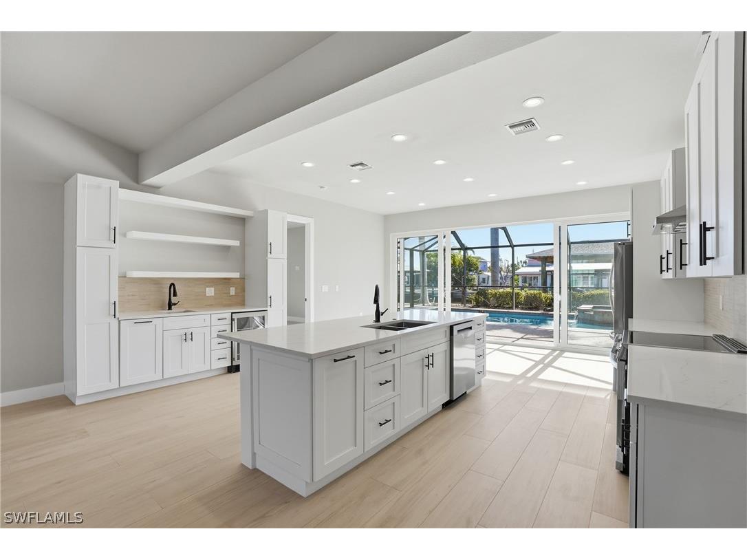 132 Egret Street Fort Myers Beach FL 33931 226005299 image8