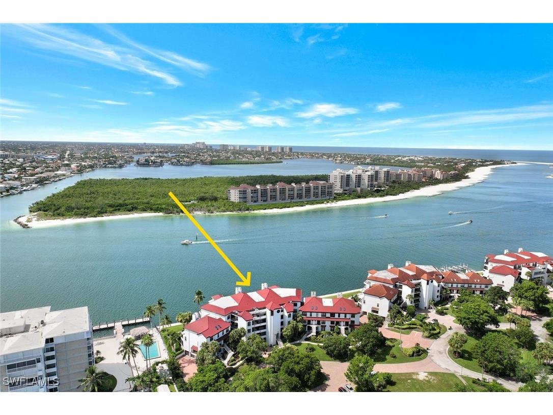 132 La Peninsula Boulevard Naples FL 34113 224062682 image1