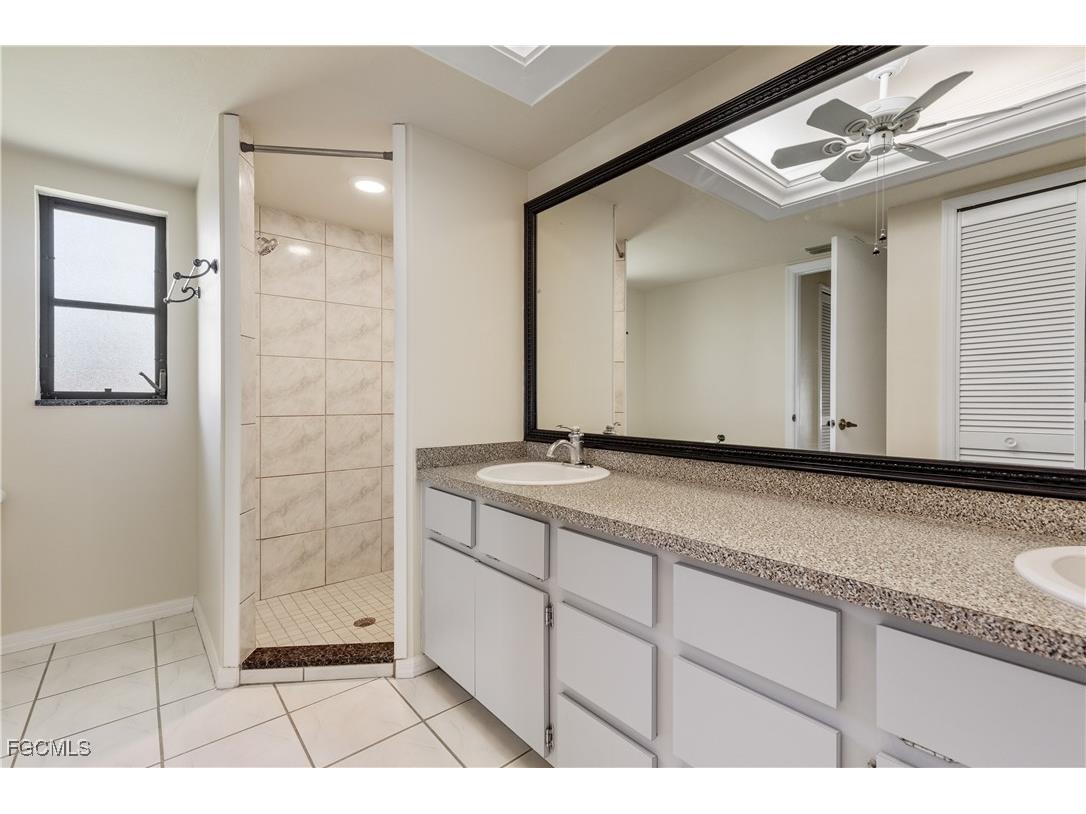 132 NE 7th Avenue Cape Coral FL 33909 225046158 image21