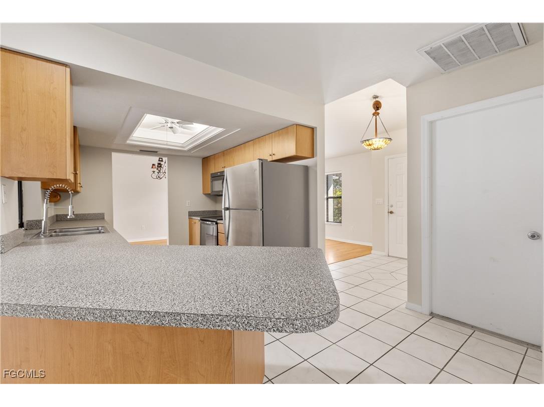 132 NE 7th Avenue Cape Coral FL 33909 225046158 image25