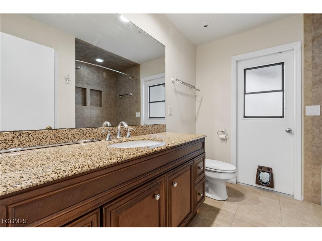 132 NE 7th Avenue Cape Coral FL 33909 225046158 image32