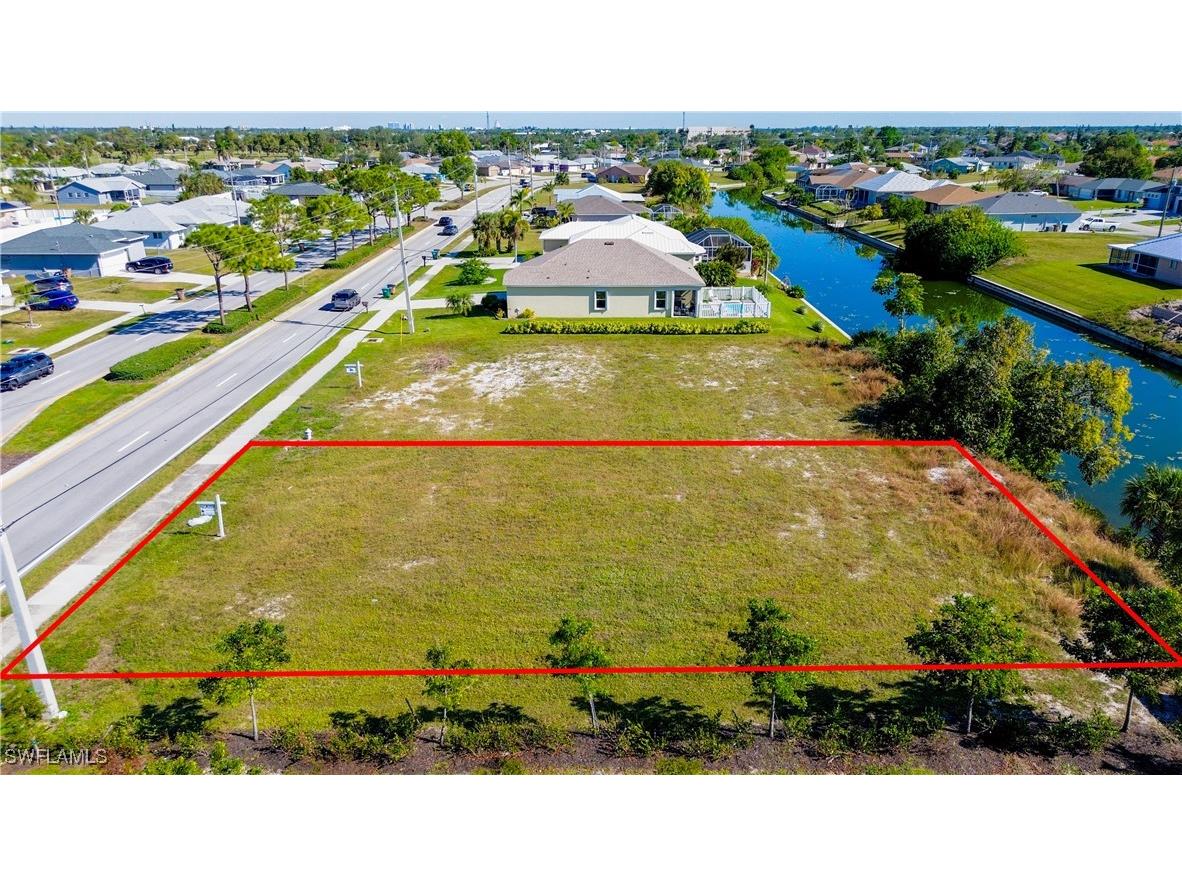 132 Nicholas Parkway E Cape Coral FL 33990 225054891 image1