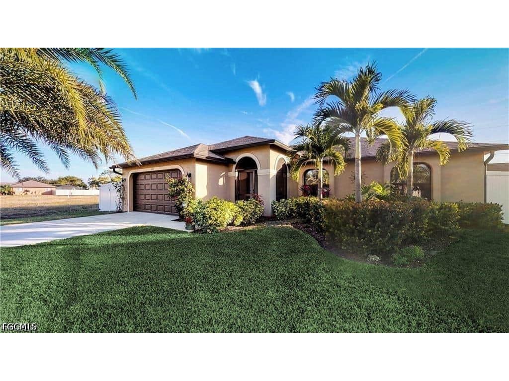 132 SE 27th Terrace Cape Coral FL 33904 2026019787 image1