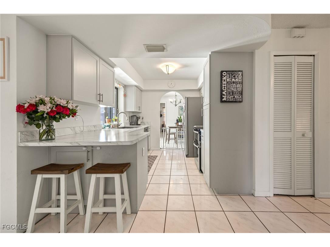 132 SW 34th Lane Cape Coral FL 33914 2025024764 image17