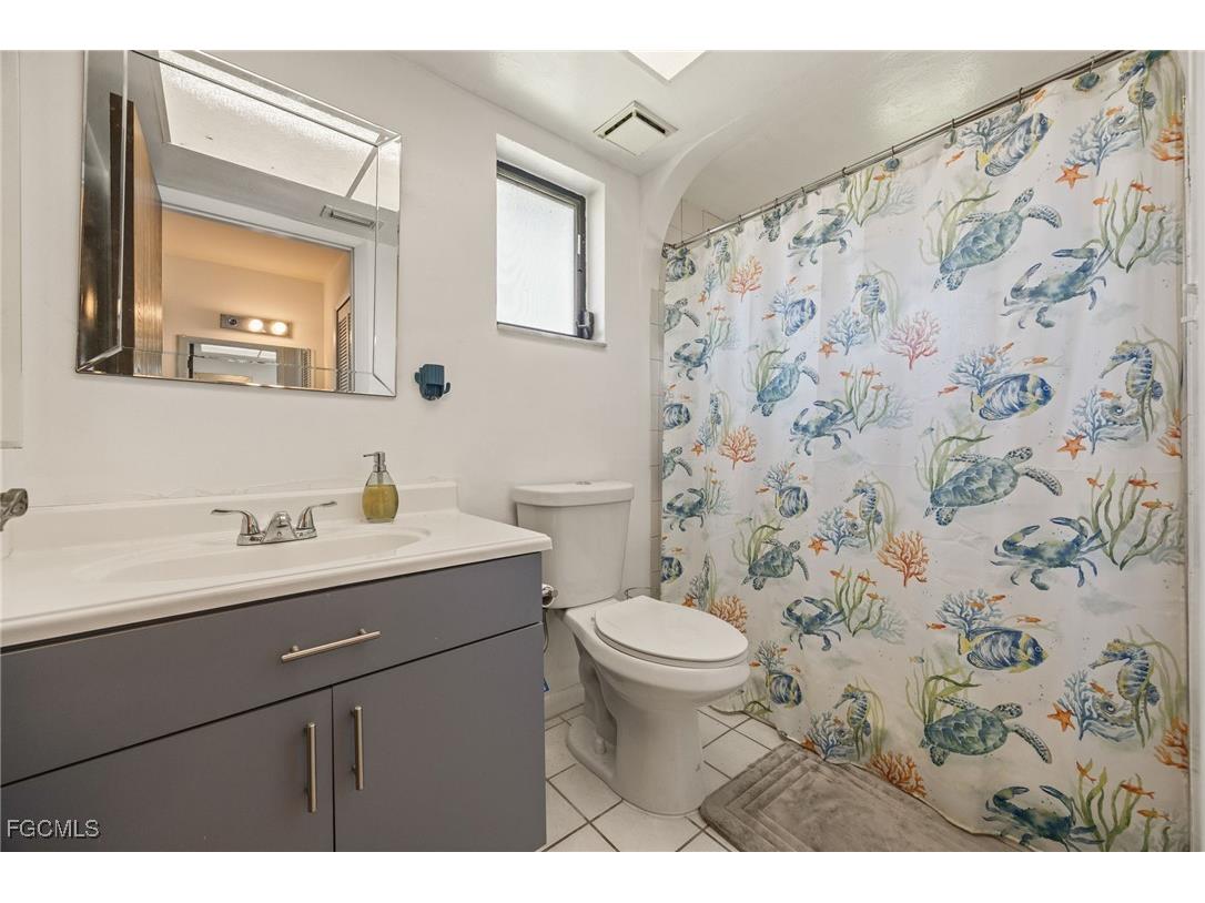 132 SW 34th Lane Cape Coral FL 33914 2025024764 image24