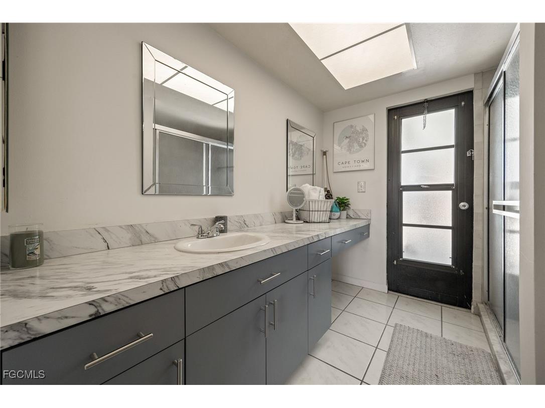 132 SW 34th Lane Cape Coral FL 33914 2025024764 image28