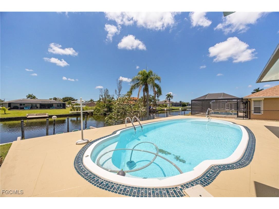 132 SW 34th Lane Cape Coral FL 33914 2025024764 image34