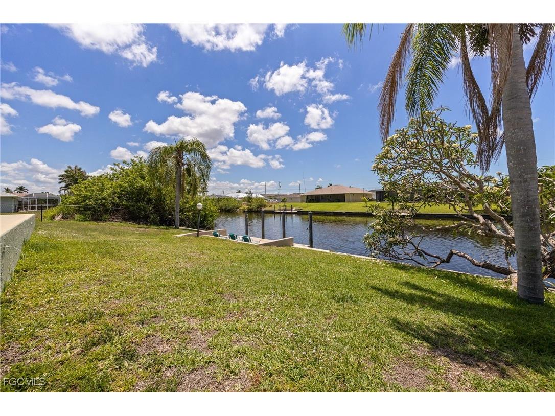 132 SW 34th Lane Cape Coral FL 33914 2025024764 image36