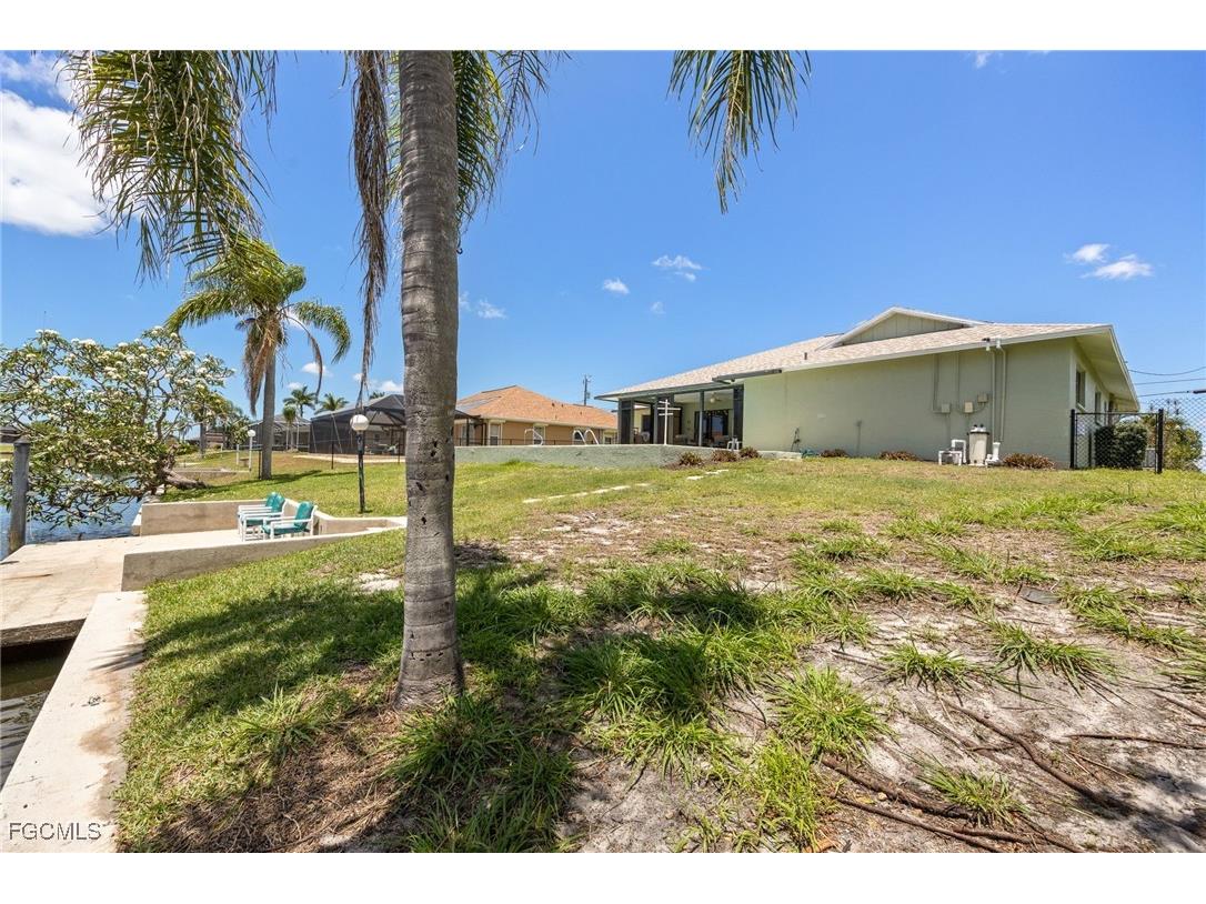 132 SW 34th Lane Cape Coral FL 33914 2025024764 image38