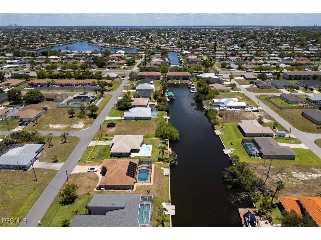 132 SW 34th Lane Cape Coral FL 33914 2025024764 image42