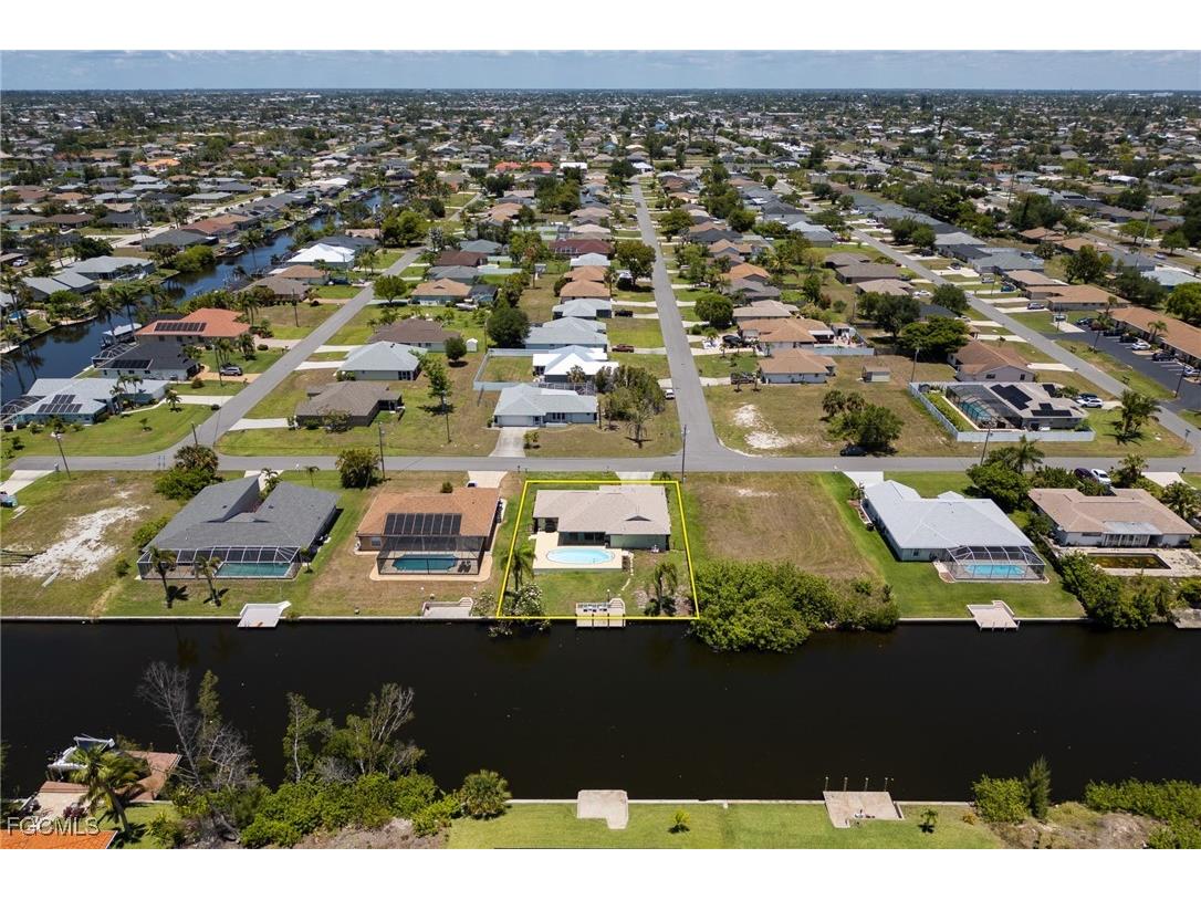 132 SW 34th Lane Cape Coral FL 33914 2025024764 image43