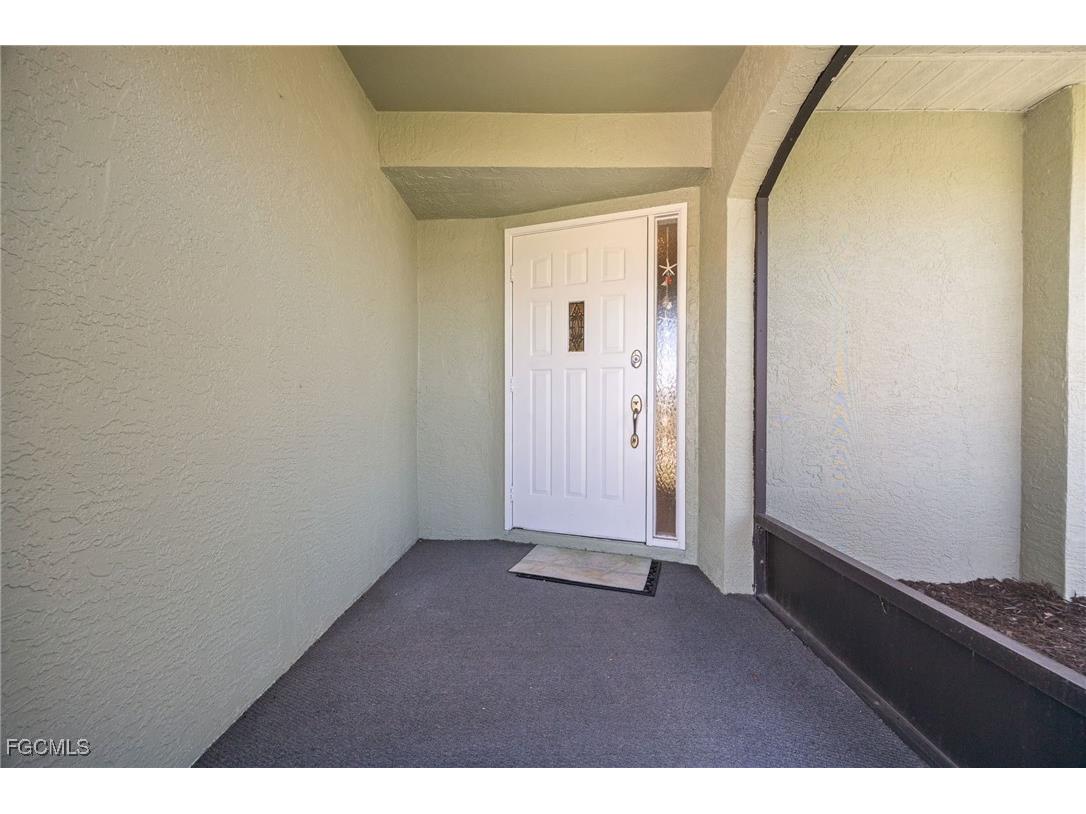 132 SW 34th Lane Cape Coral FL 33914 2025024764 image5