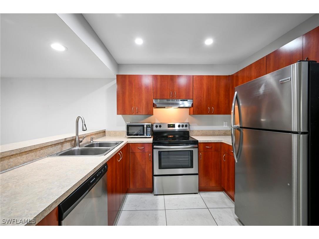 132 Santa Clara Drive #3 Naples FL 34104 226007249 image8