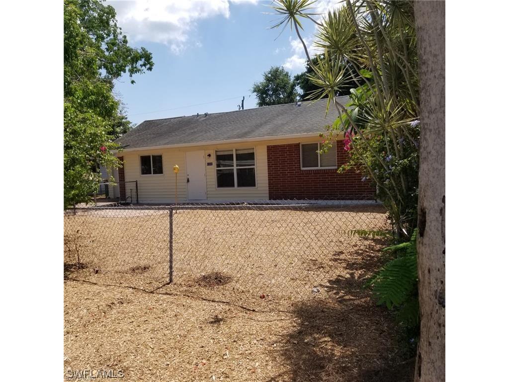 1320 Barbizon Lane Naples FL 34104 223017821 image1