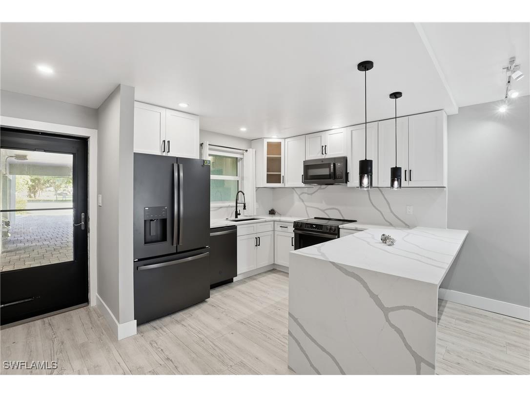 1320 Blue Point Avenue #2 Naples FL 34102 225076108 image10