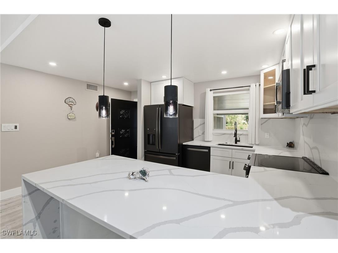 1320 Blue Point Avenue #2 Naples FL 34102 225076108 image3