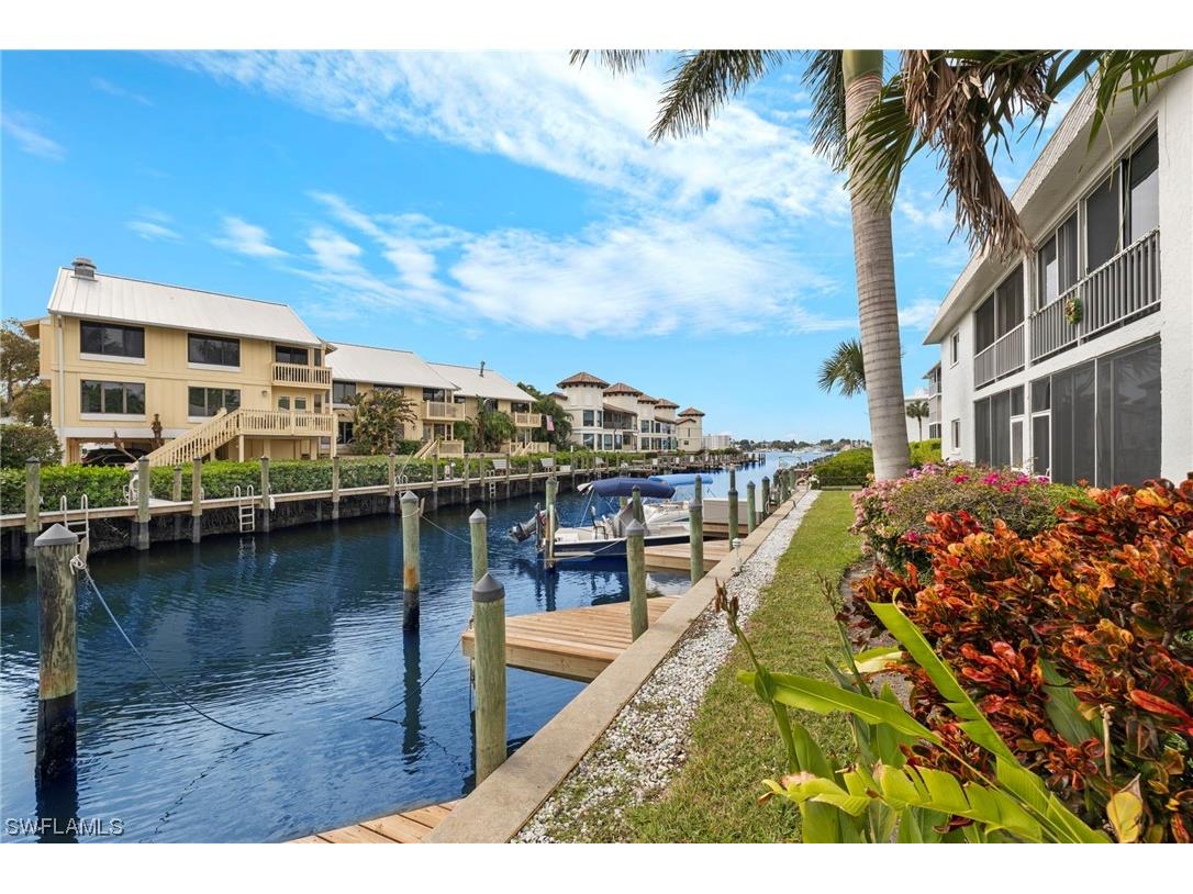 1320 Blue Point Avenue #5 Naples FL 34102 223088567 image1