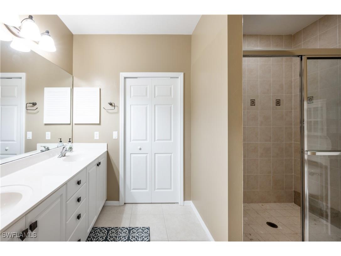 1320 Charleston Square Drive #204 Naples FL 34110 225059388 image10