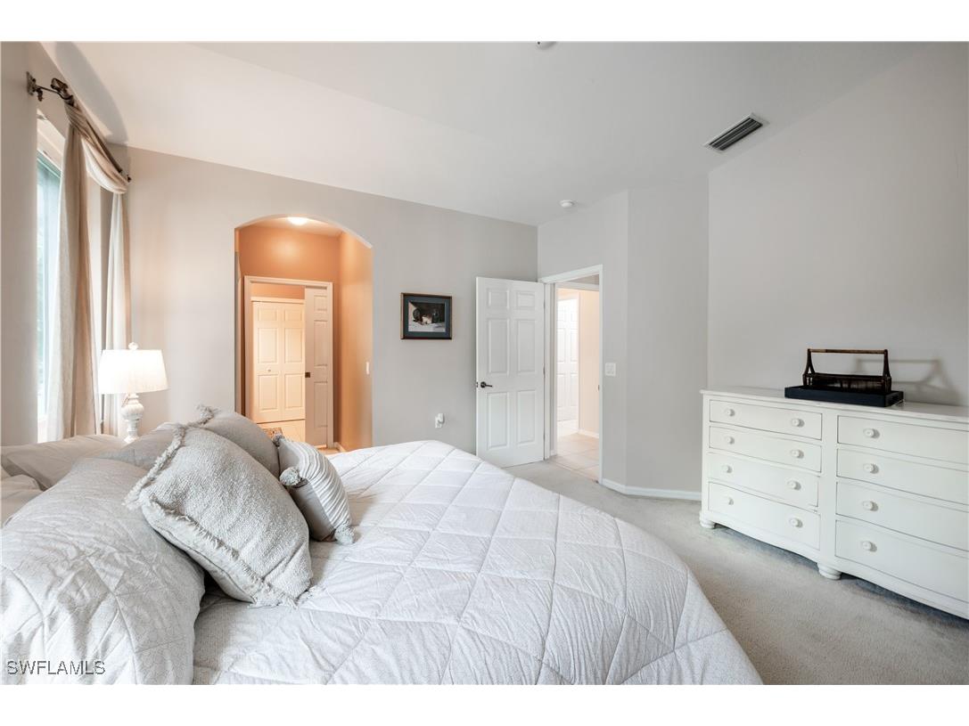 1320 Charleston Square Drive #204 Naples FL 34110 225059388 image9