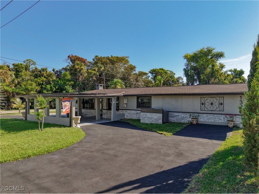 1320 Lavin Lane North Fort Myers FL 33917 2025013170 image1