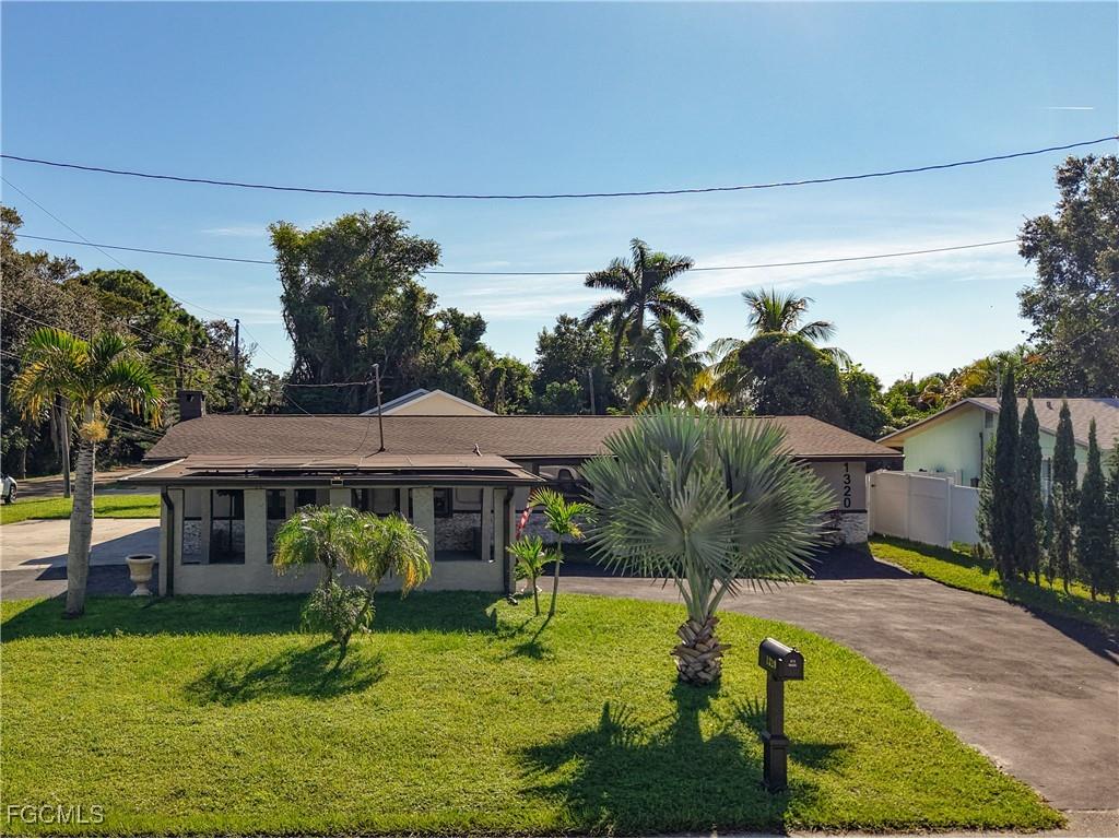 1320 Lavin Lane North Fort Myers FL 33917 2025013170 image2