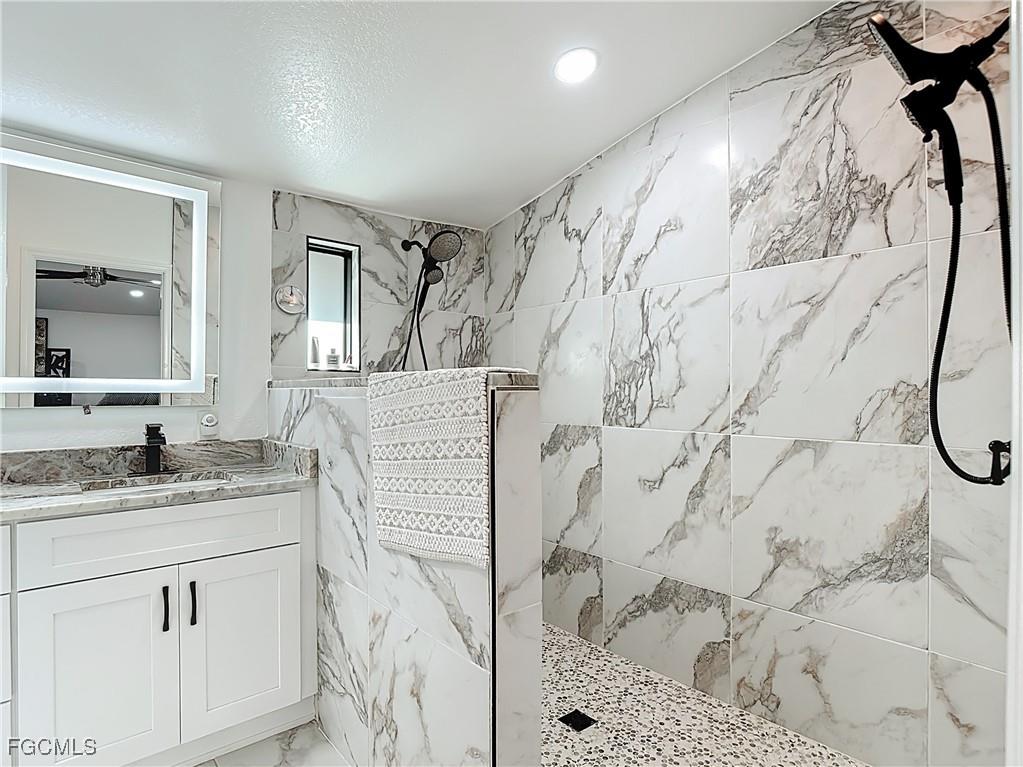 1320 Lavin Lane North Fort Myers FL 33917 2025013170 image25