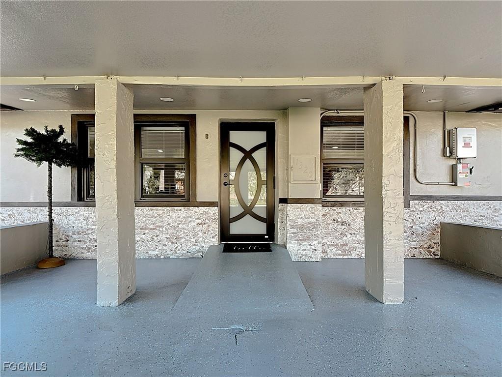 1320 Lavin Lane North Fort Myers FL 33917 2025013170 image3