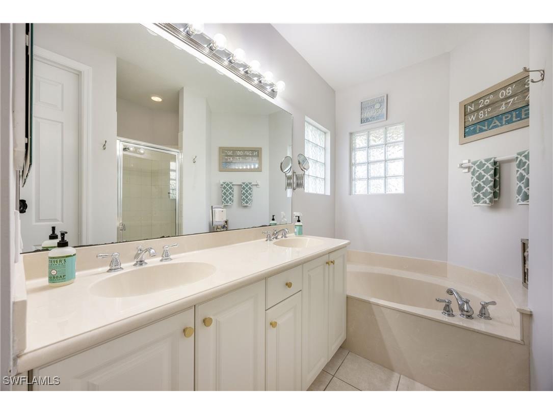 1320 Mariposa Circle #104 Naples FL 34105 225078375 image13