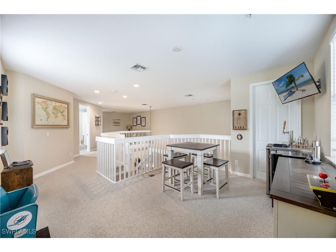 1320 Mariposa Circle #104 Naples FL 34105 225078375 image22