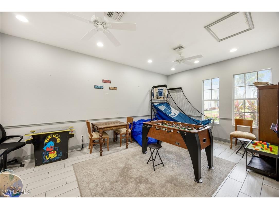 1320 Mariposa Circle #104 Naples FL 34105 225078375 image35