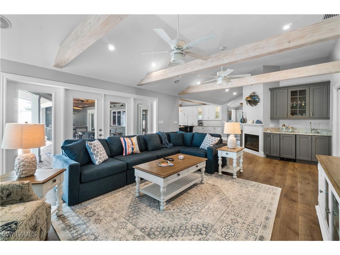 1320 Marlin Drive Naples FL 34102 225071678 image5