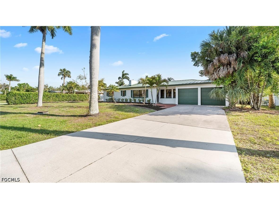 1320 Miracle Lane Fort Myers FL 33901 2026013754 image1