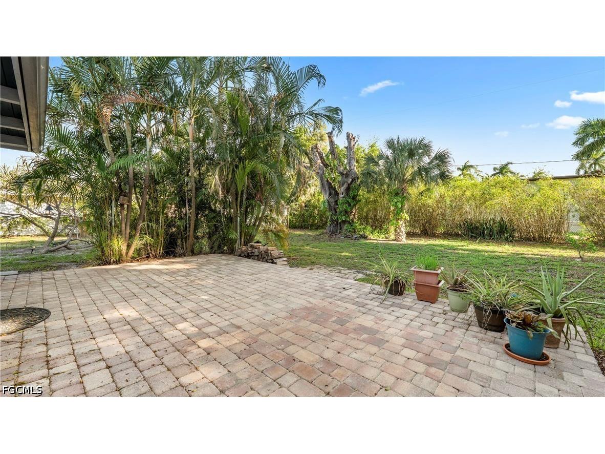 1320 Miracle Lane Fort Myers FL 33901 2026013754 image19