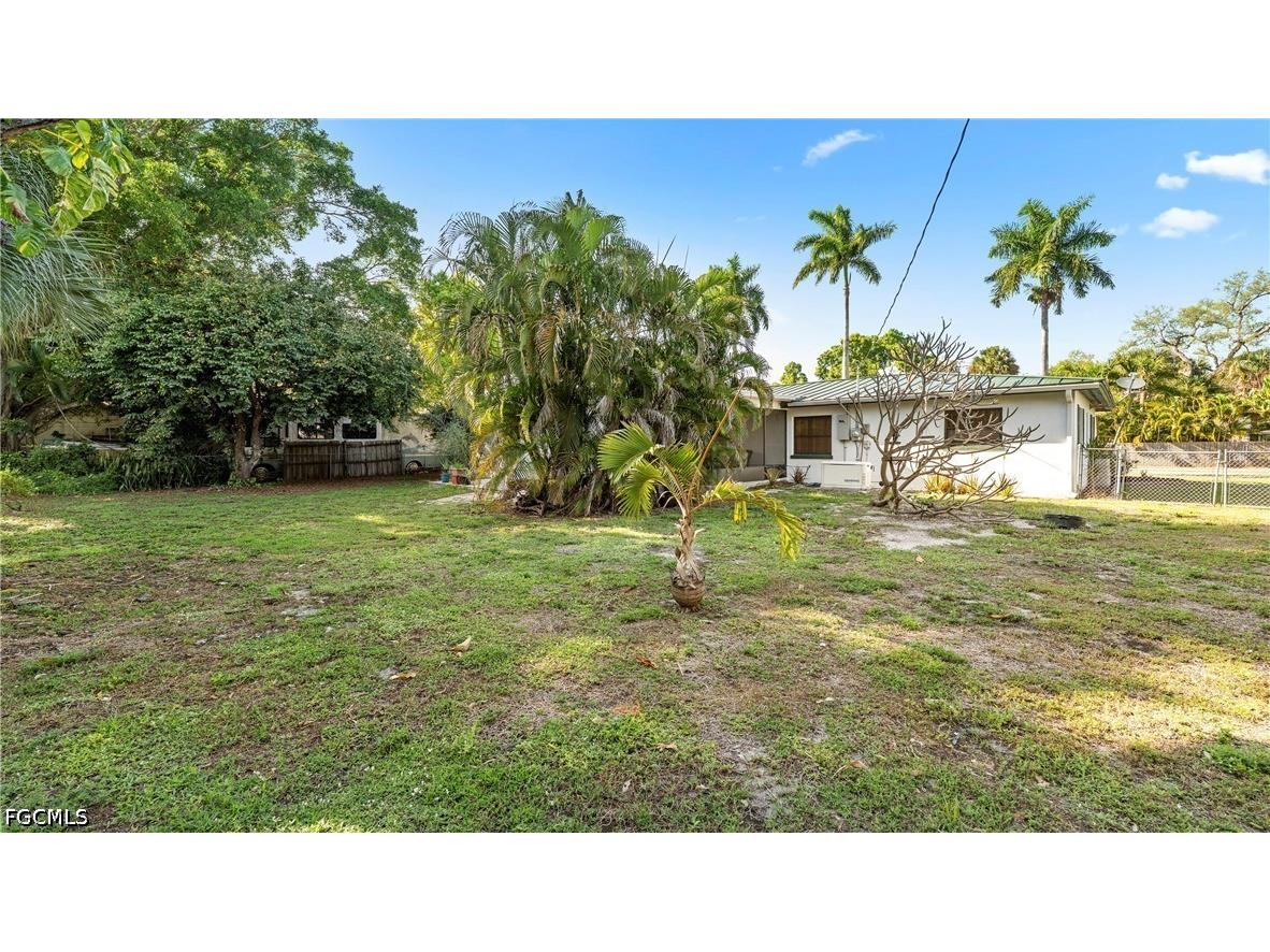 1320 Miracle Lane Fort Myers FL 33901 2026013754 image21