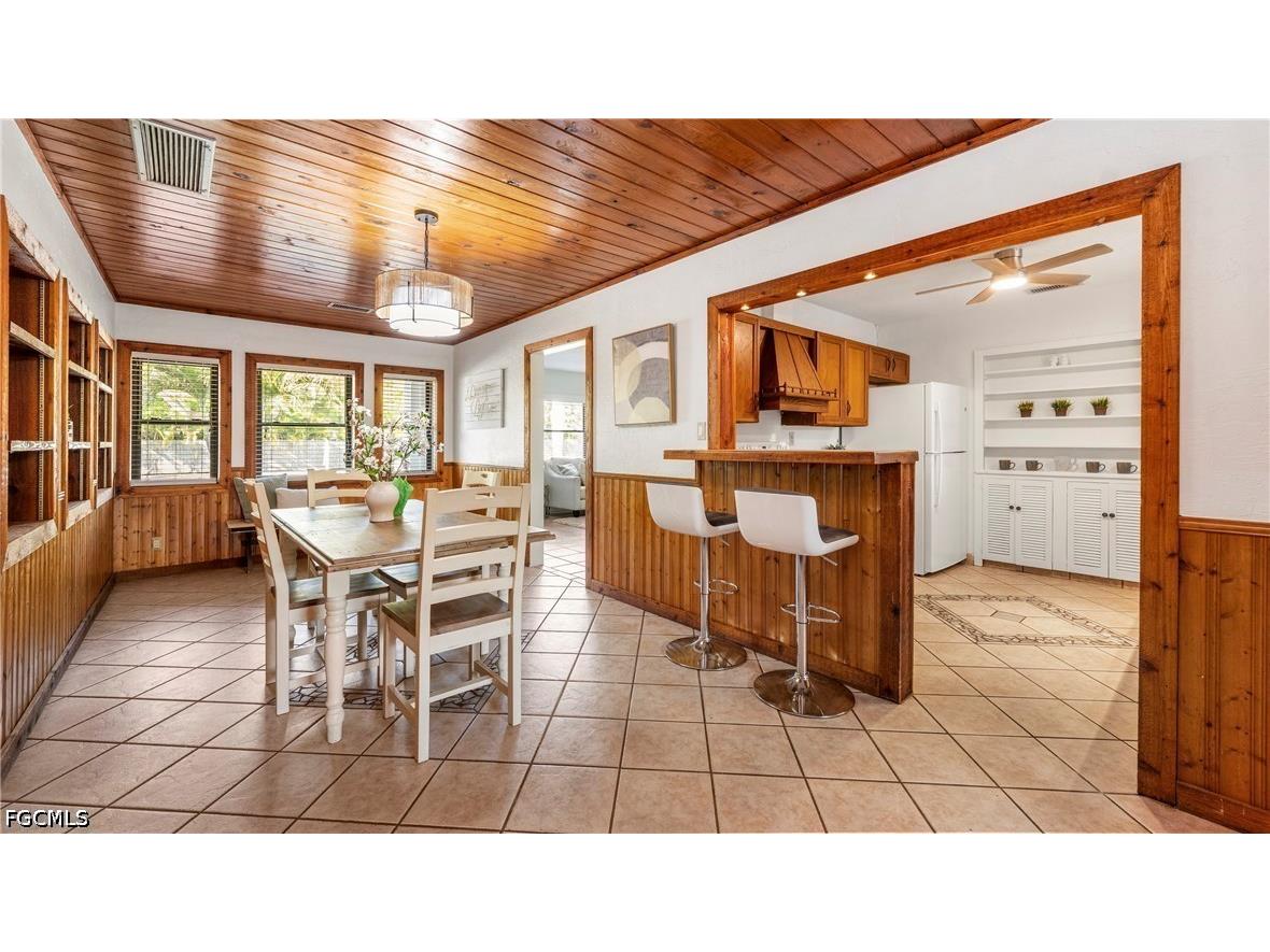 1320 Miracle Lane Fort Myers FL 33901 2026013754 image5