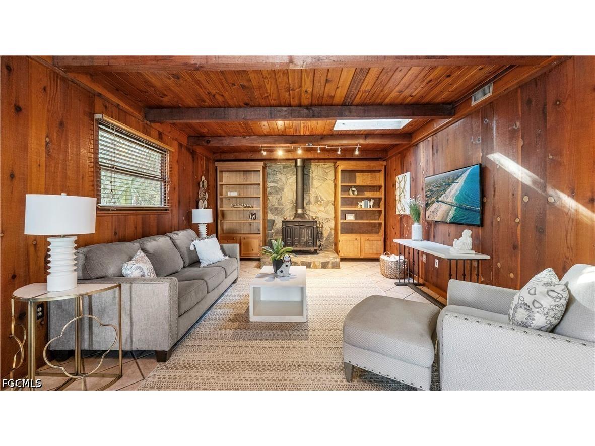 1320 Miracle Lane Fort Myers FL 33901 2026013754 image8