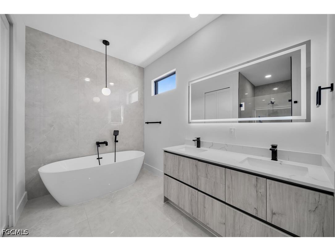 1320 NE 20th Street Cape Coral FL 33909 2026017209 image24