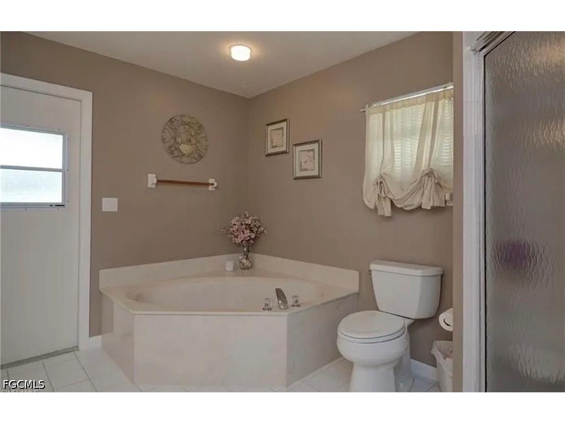 1320 SE 25th Lane Cape Coral FL 33904 2026019316 image18