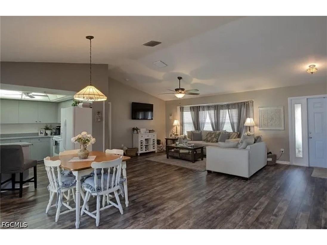 1320 SE 25th Lane Cape Coral FL 33904 2026019316 image7