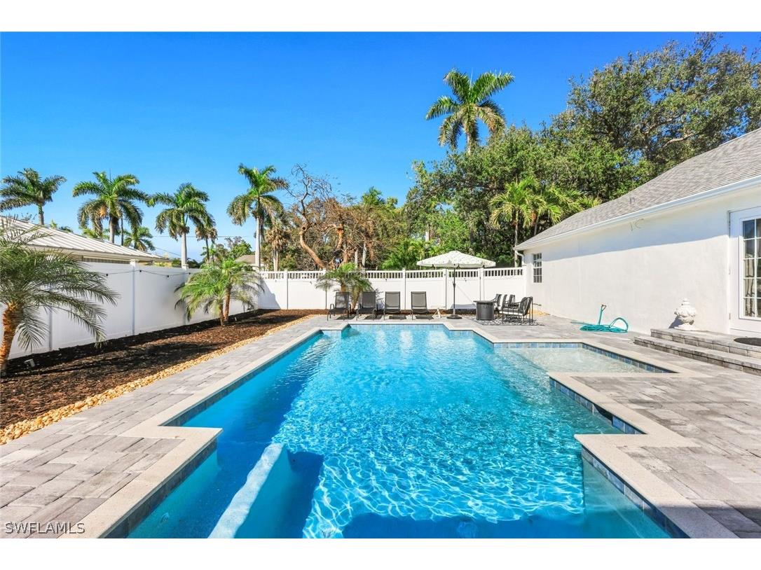 1321 Donna Drive Fort Myers FL 33919 226008346 image1
