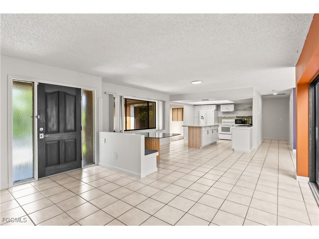 1321 Hancock Bridge Parkway Cape Coral FL 33990 2025002711 image10