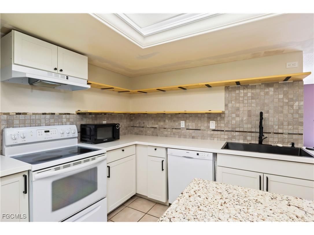 1321 Hancock Bridge Parkway Cape Coral FL 33990 2025002711 image19