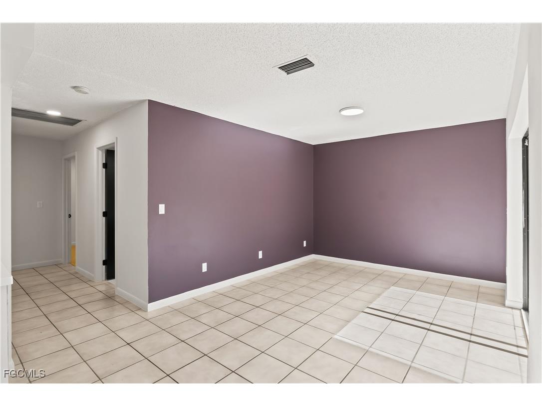 1321 Hancock Bridge Parkway Cape Coral FL 33990 2025002711 image20