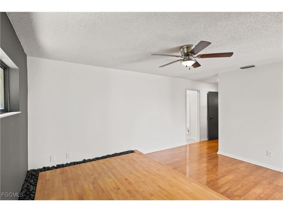 1321 Hancock Bridge Parkway Cape Coral FL 33990 2025002711 image24