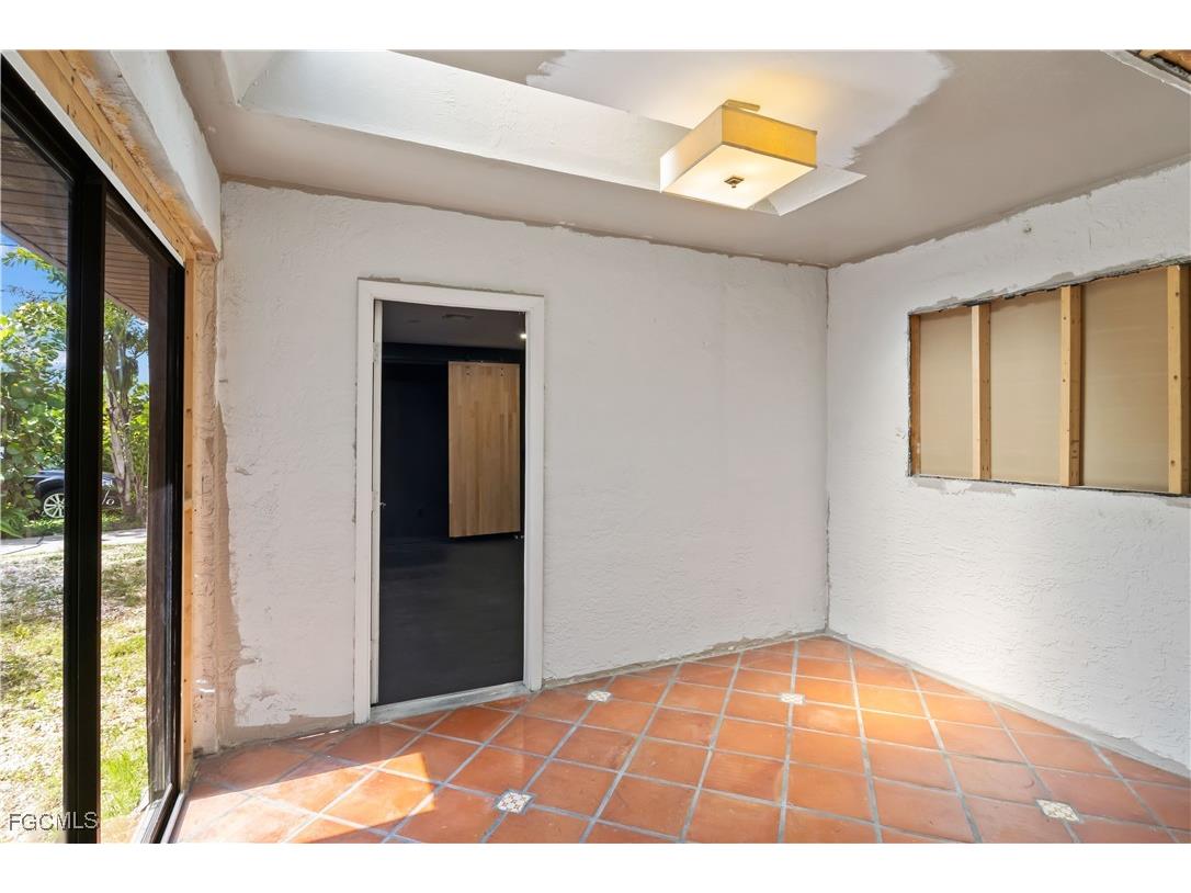 1321 Hancock Bridge Parkway Cape Coral FL 33990 2025002711 image33