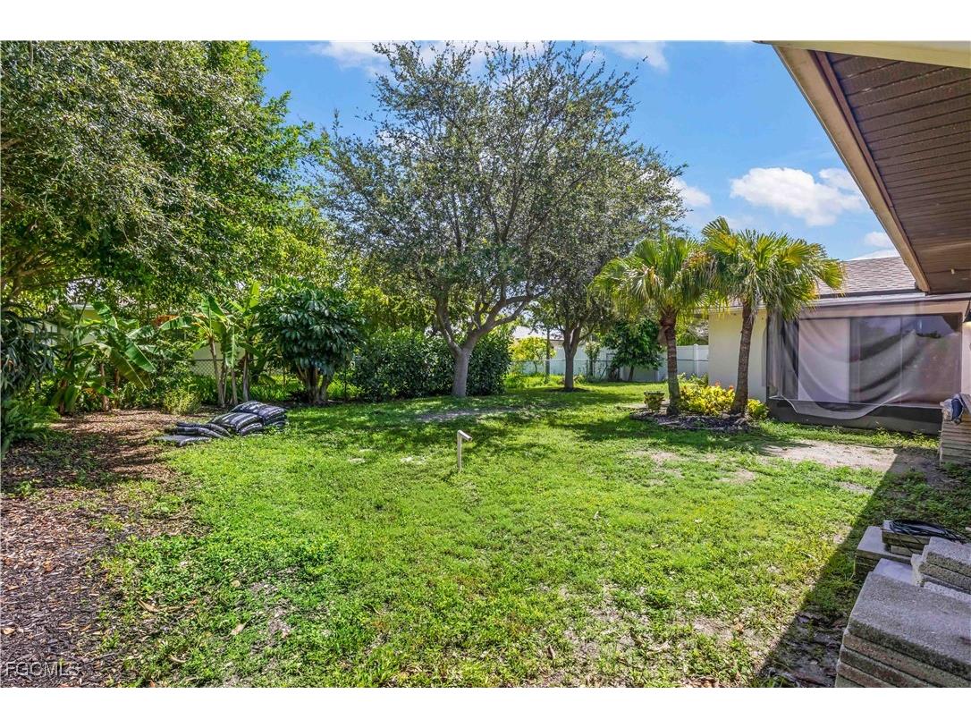 1321 Hancock Bridge Parkway Cape Coral FL 33990 2025002711 image40
