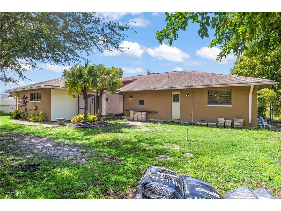 1321 Hancock Bridge Parkway Cape Coral FL 33990 2025002711 image41