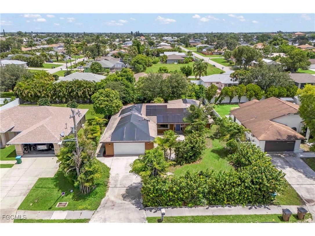 1321 Hancock Bridge Parkway Cape Coral FL 33990 2025002711 image44