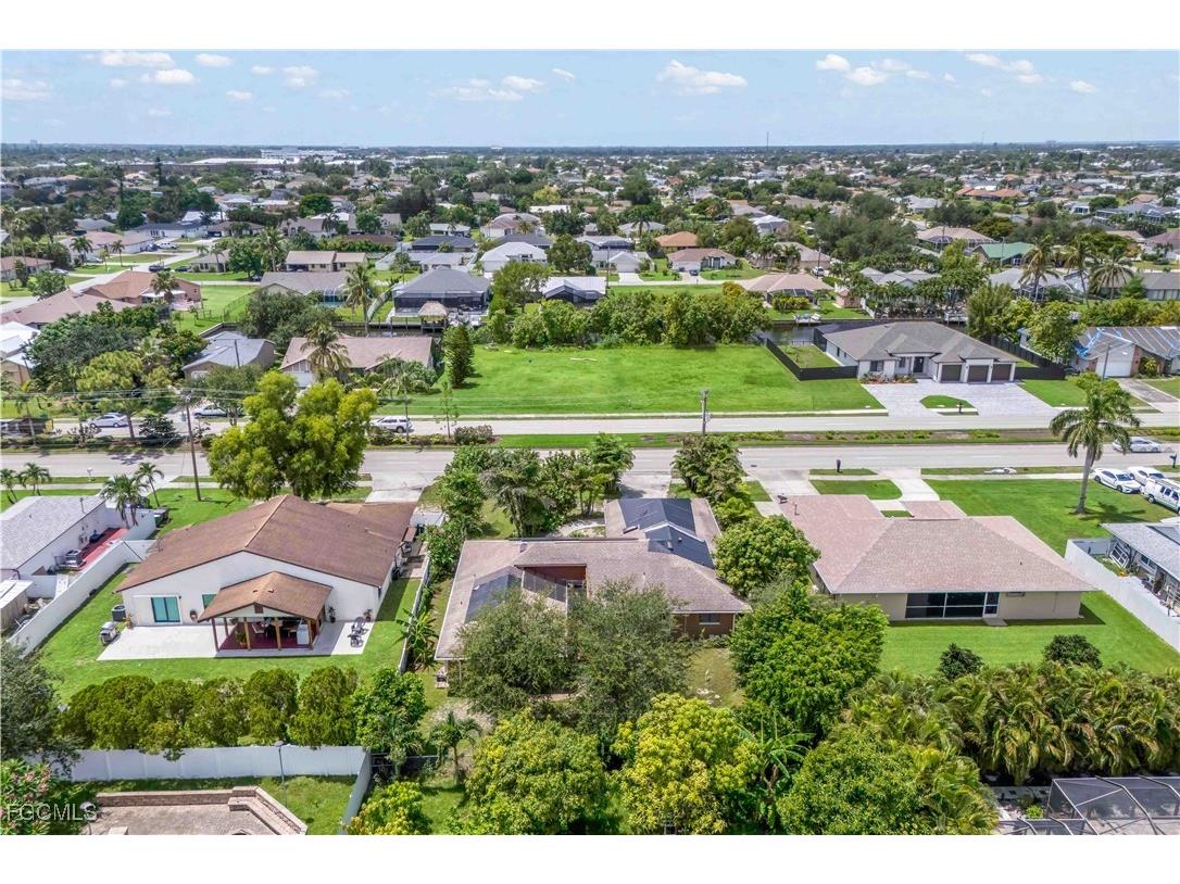 1321 Hancock Bridge Parkway Cape Coral FL 33990 2025002711 image46